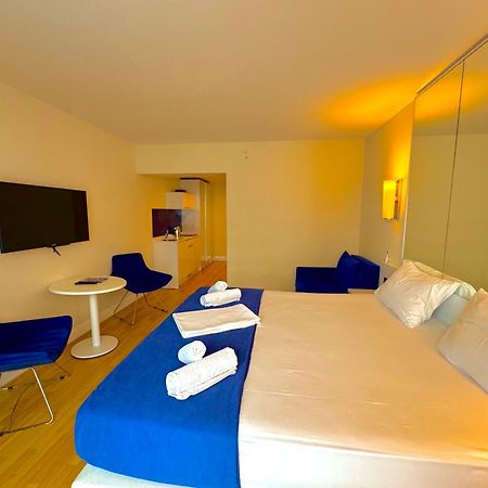 Vip Aparthotel Orbi City Sea View Batoumi Extérieur photo