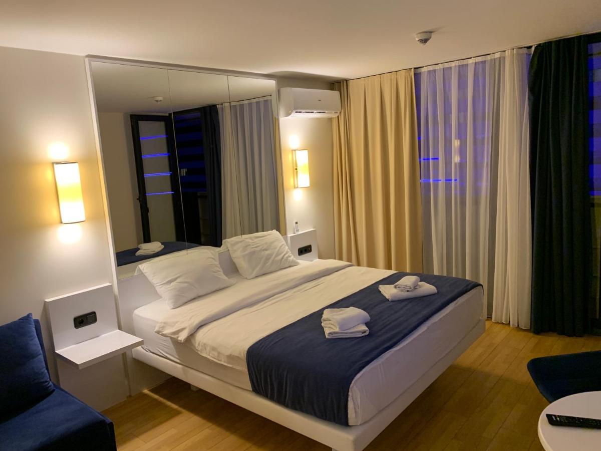 Vip Aparthotel Orbi City Sea View Batoumi Extérieur photo