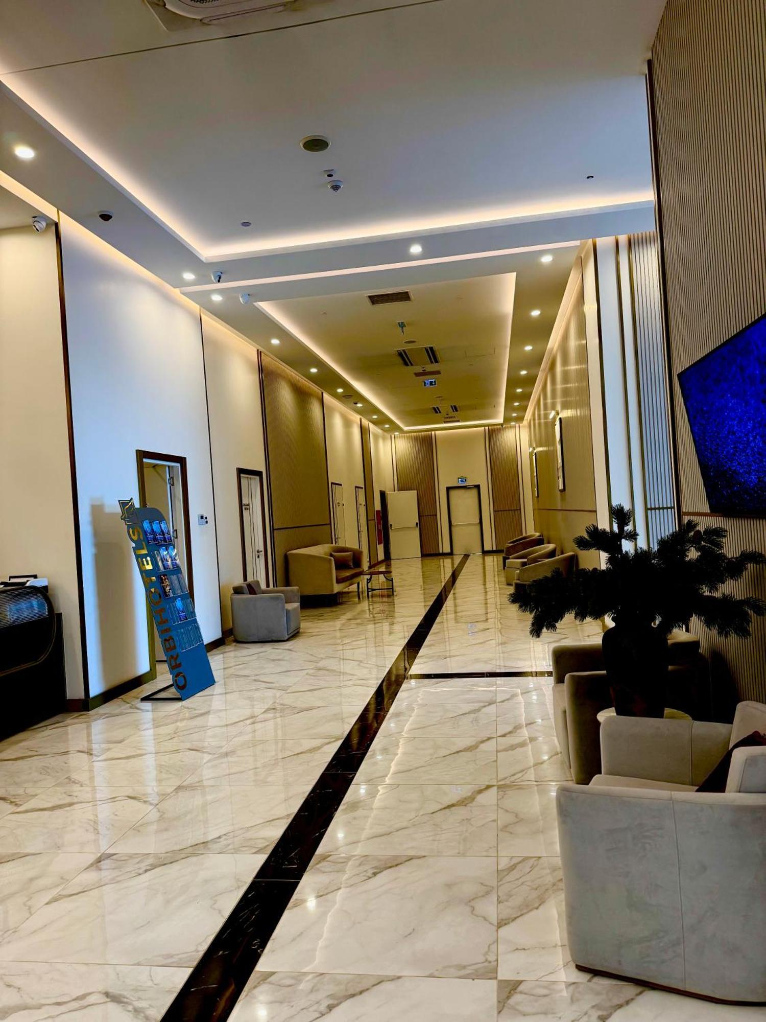 Vip Aparthotel Orbi City Sea View Batoumi Extérieur photo